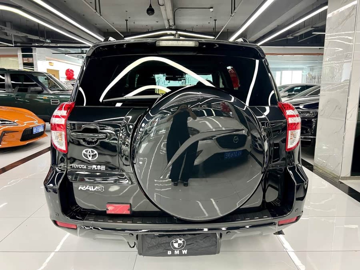 豐田 RAV4榮放  2010款 2.0L 自動豪華升級版圖片