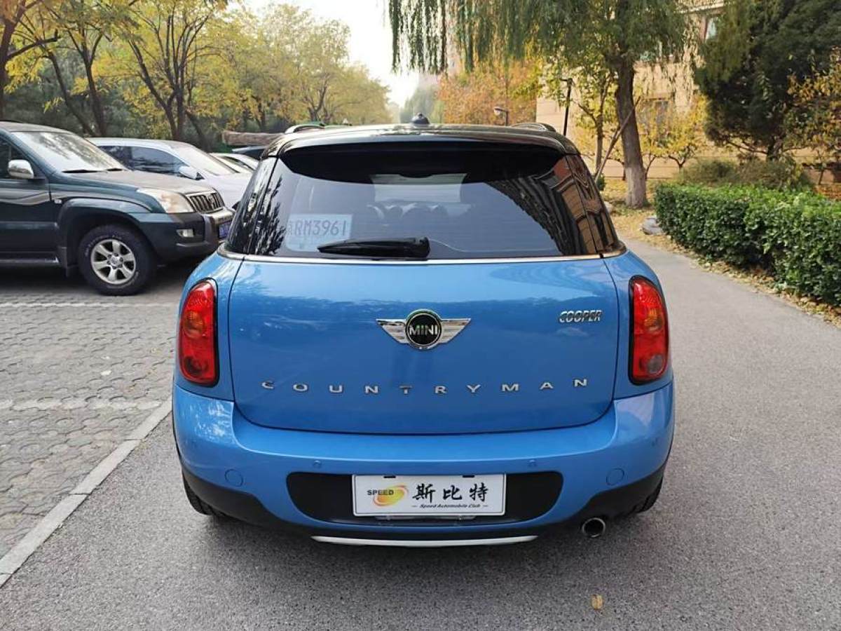 MINI COUNTRYMAN  2016款 1.6T COOPER ALL4 Excitement裝備控圖片