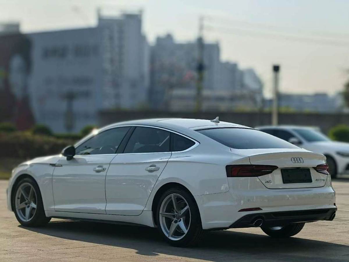 奧迪 奧迪A5  2017款 Sportback 40 TFSI 時尚型圖片