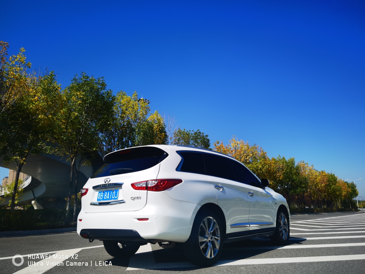 英菲尼迪 QX60  2020款 2.5 S/C Hybrid 兩驅(qū)卓越版 國VI圖片