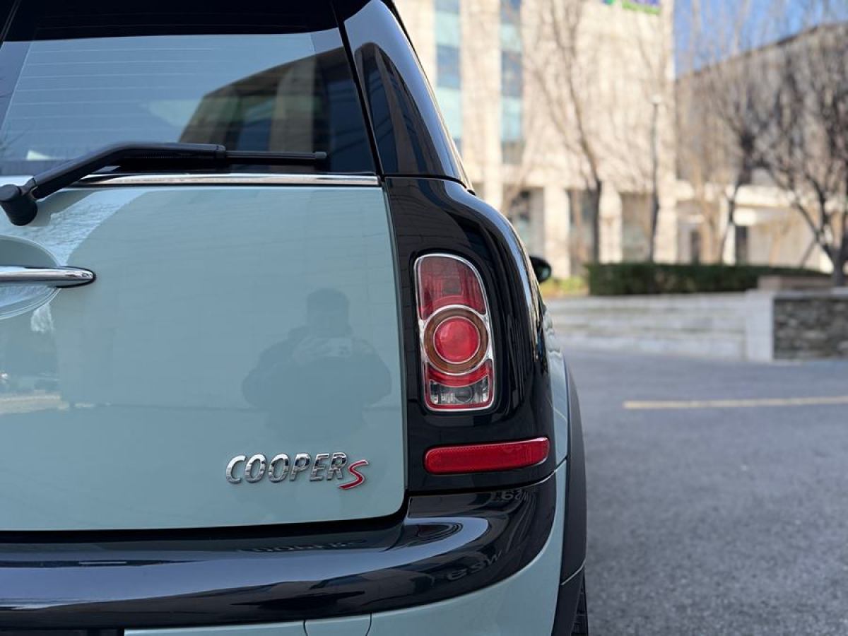 2013年12月MINI CLUBMAN  2013款 1.6T COOPER S Bond Street