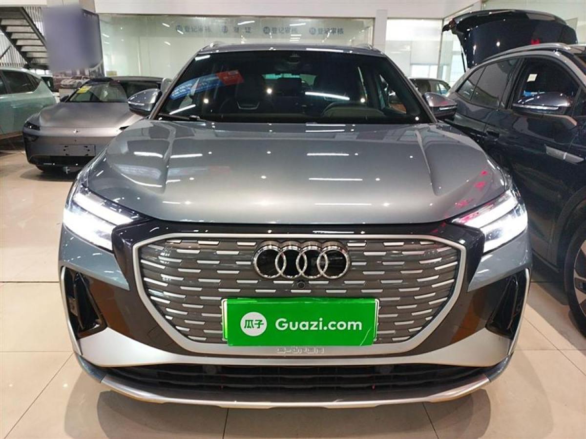 奧迪 奧迪Q4 e-tron  2023款 40 e-tron 創(chuàng)行版圖片