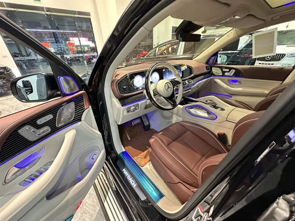 奔馳 奔馳GLS  2024款 GLS 450 4MATIC 豪華型圖片