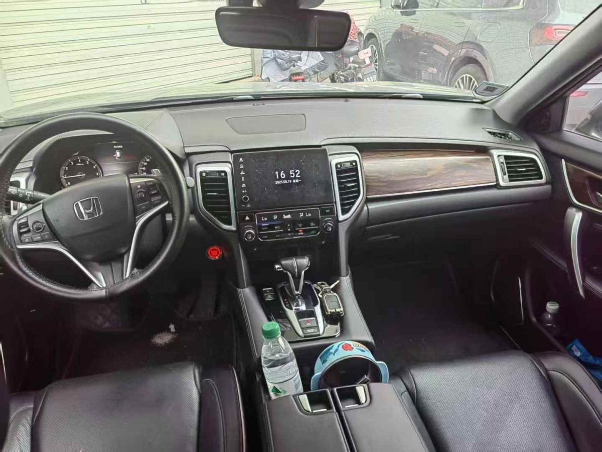 本田 CR-V  2017款 2.0L CVT兩驅(qū)銳混動(dòng)凈致版圖片