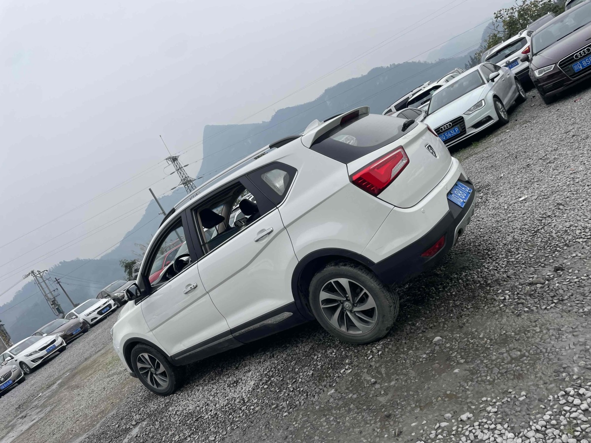 寶駿 560  2015款 1.8L 手動精英型圖片