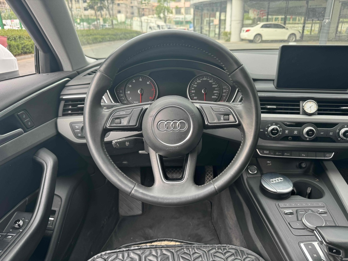 奧迪 奧迪A4L  2019款 40 TFSI 進取型 國V圖片