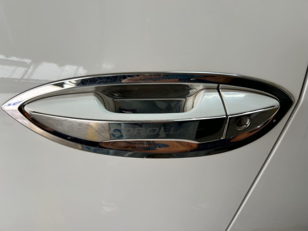 豐田 卡羅拉  2017款 改款雙擎 1.8L E-CVT精英版圖片