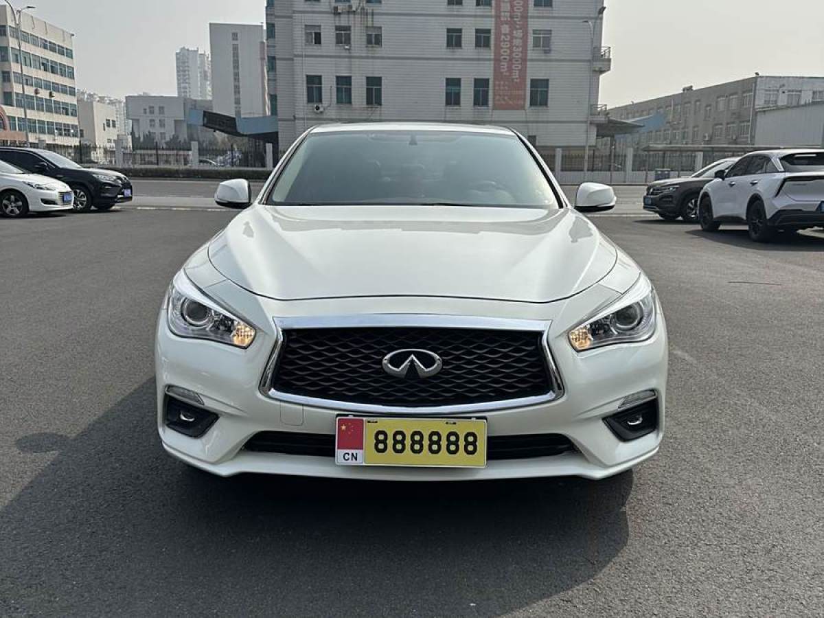 英菲尼迪 Q50L  2021款 2.0T 舒適版圖片