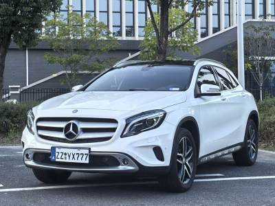 2015年10月 奔馳 奔馳GLA GLA 220 4MATIC 時(shí)尚型圖片