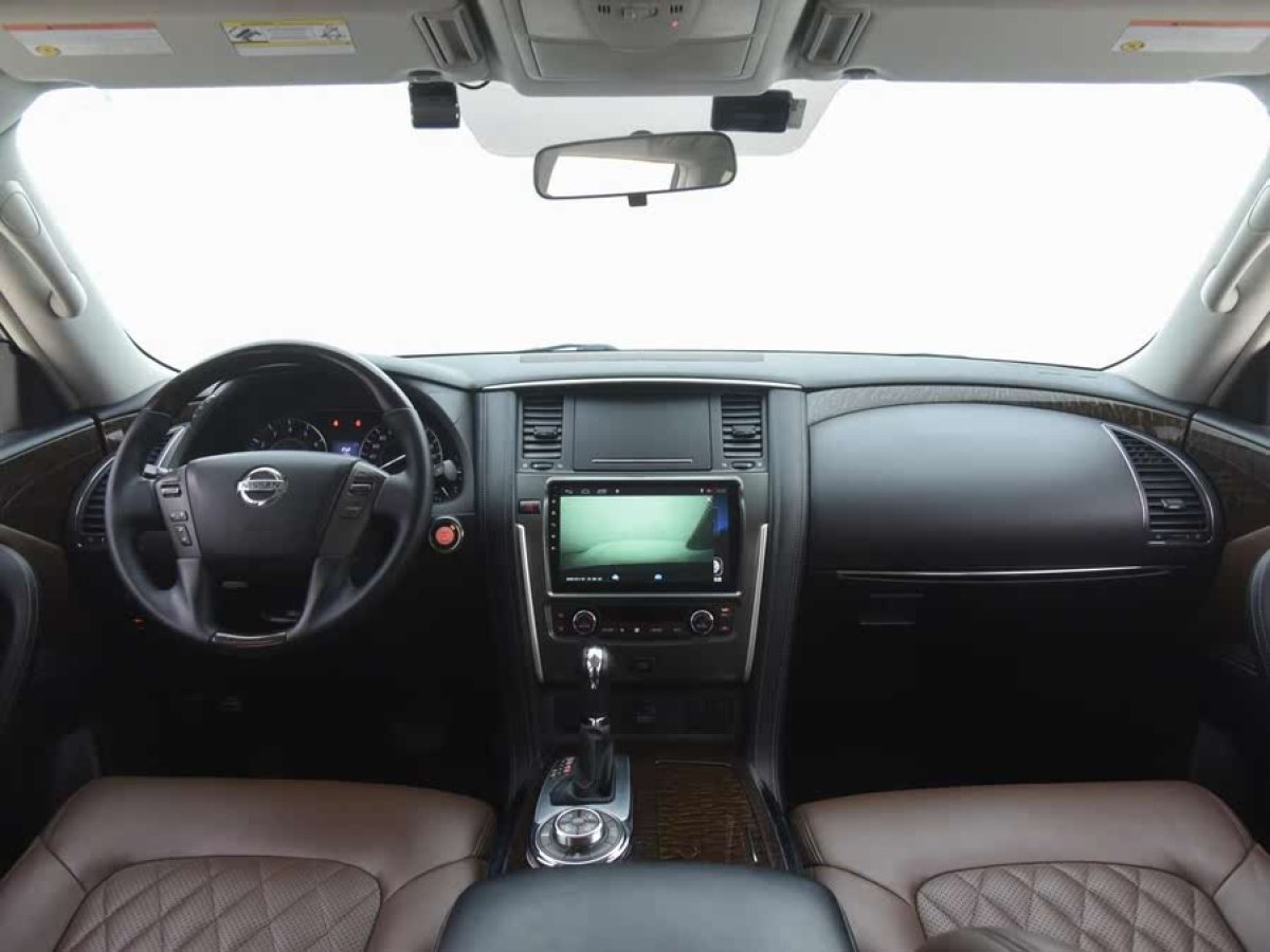 日產(chǎn) 途樂  2018款 4.0L 領(lǐng)英型圖片