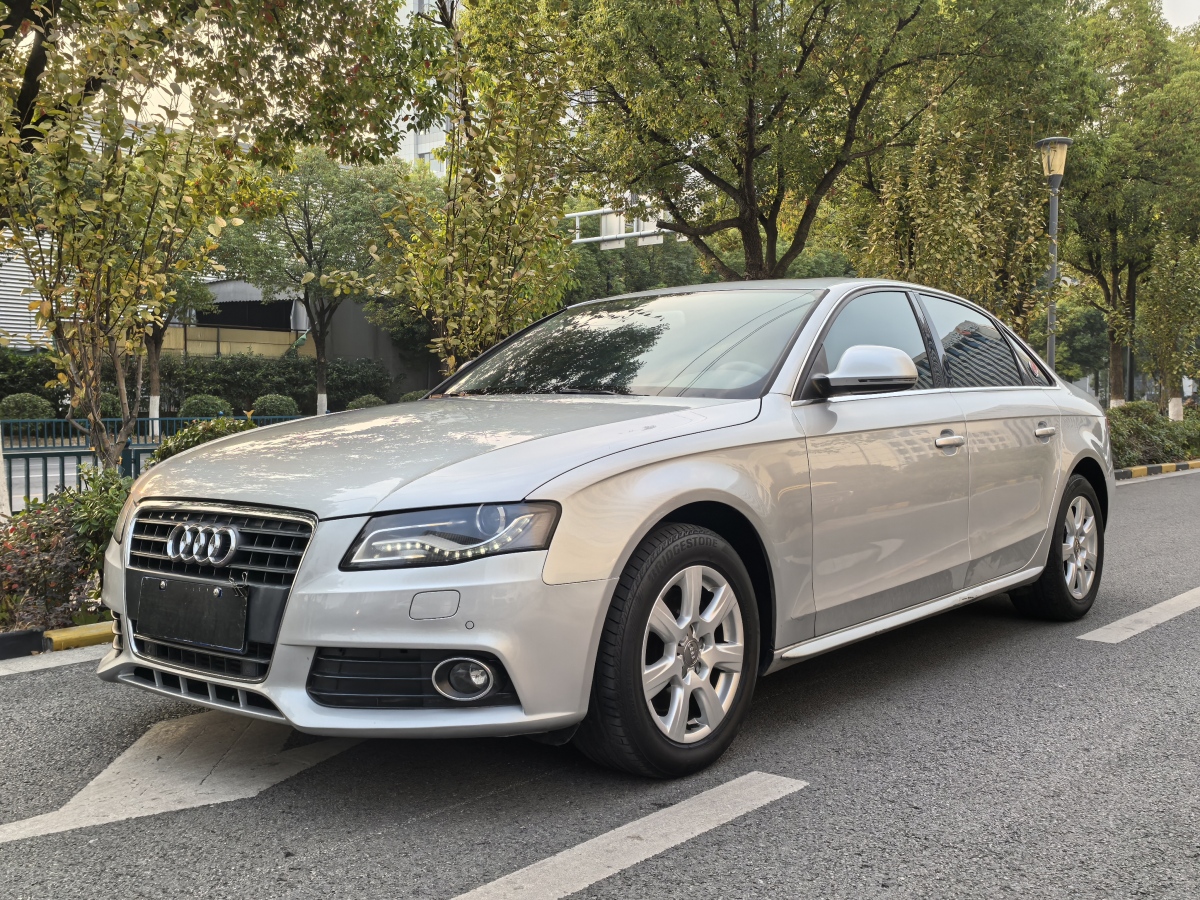 奧迪 奧迪A4L  2013款 35 TFSI 自動(dòng)舒適型圖片