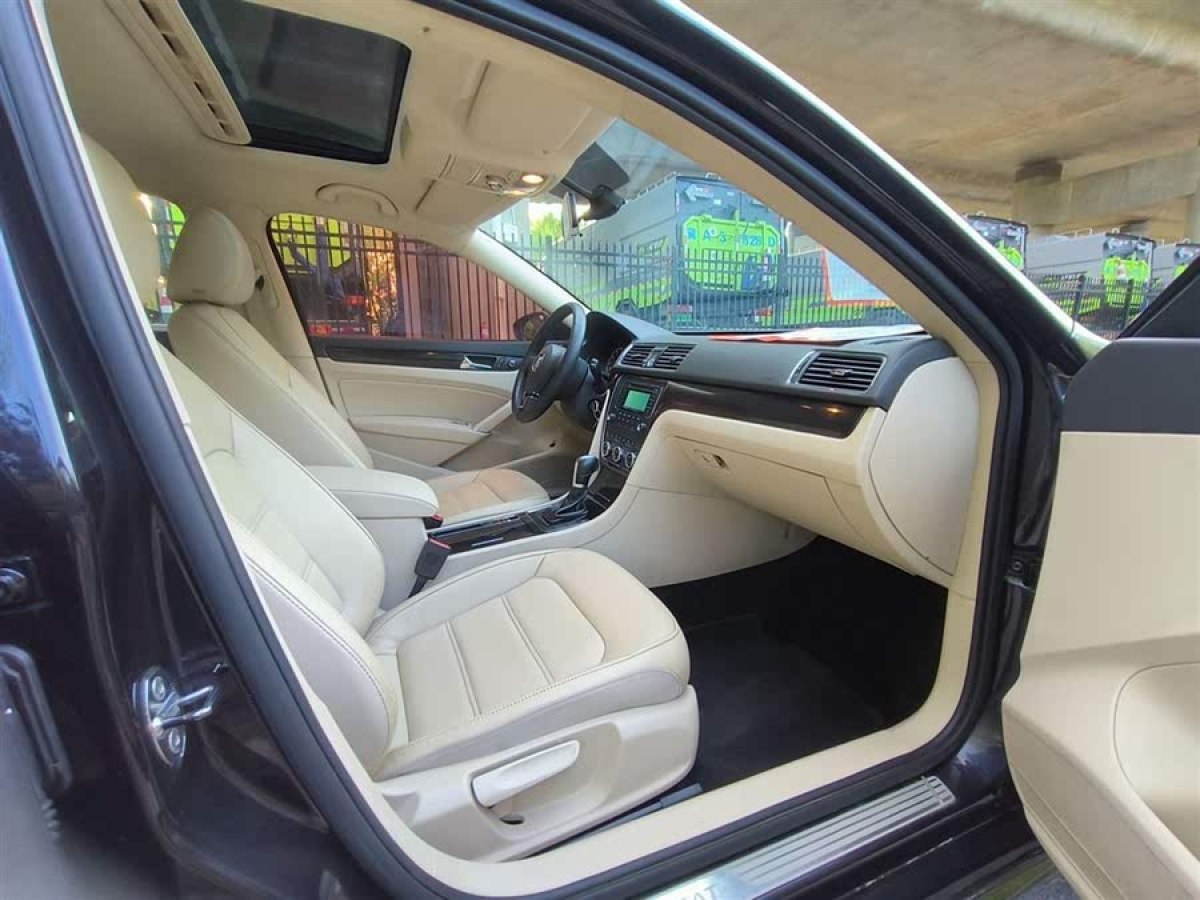 大眾 帕薩特  2014款 1.8TSI 自動尊榮版圖片