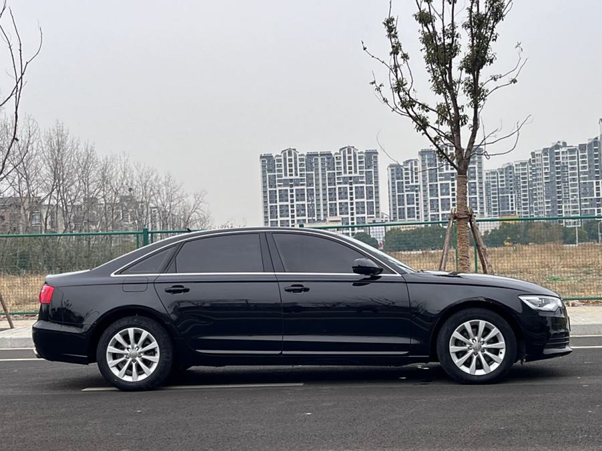 奧迪 奧迪A6L  2014款 TFSI 標(biāo)準(zhǔn)型圖片