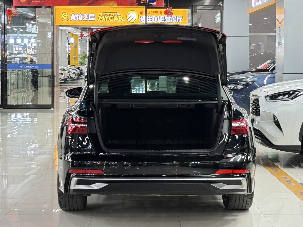 奧迪 奧迪A6L  2023款 改款 40 TFSI 豪華動感型圖片