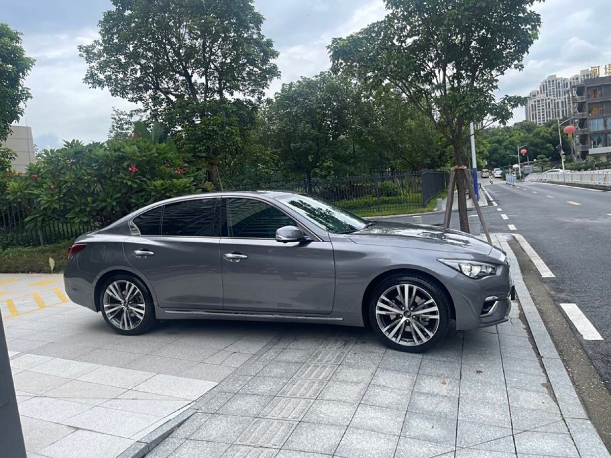 英菲尼迪 Q50L  2022款 2.0T 进享版图片