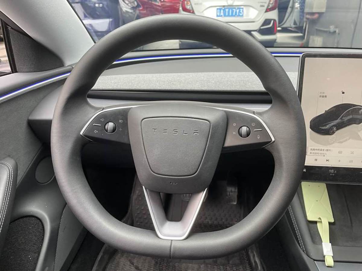 特斯拉 Model Y  2023款 長續(xù)航全輪驅(qū)動版圖片