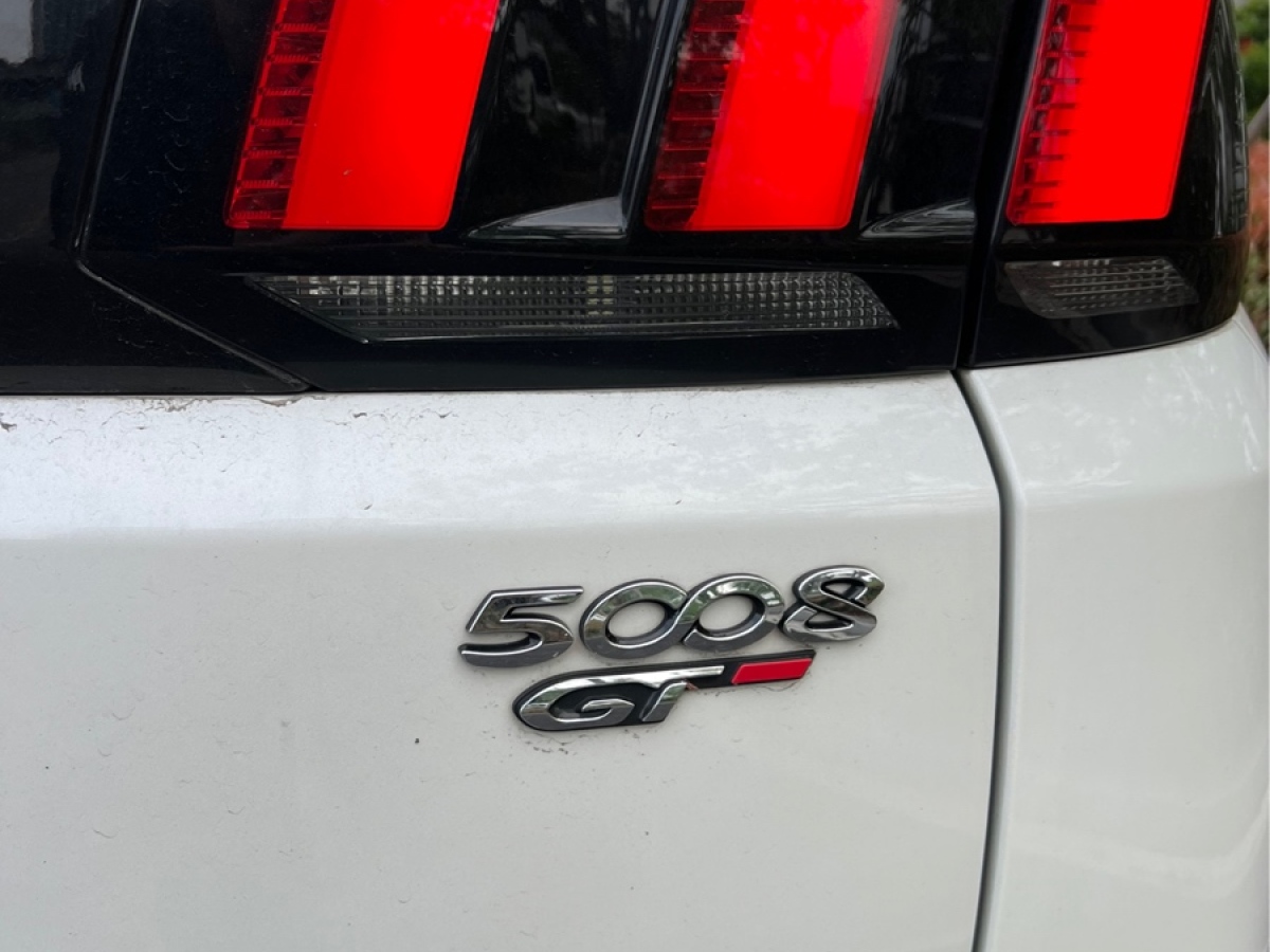 2018年4月标致 5008  2017款 380THP 7座豪华GT版