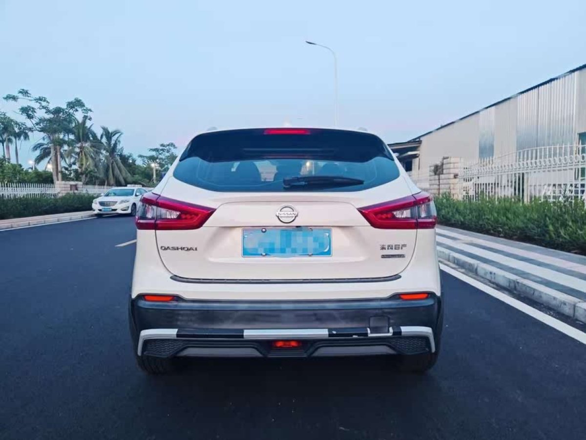 日產(chǎn) 逍客  2019款  2.0L CVT豪華版圖片