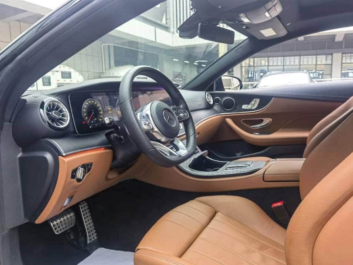 奔馳 奔馳E級  2020款 E 260 轎跑車圖片
