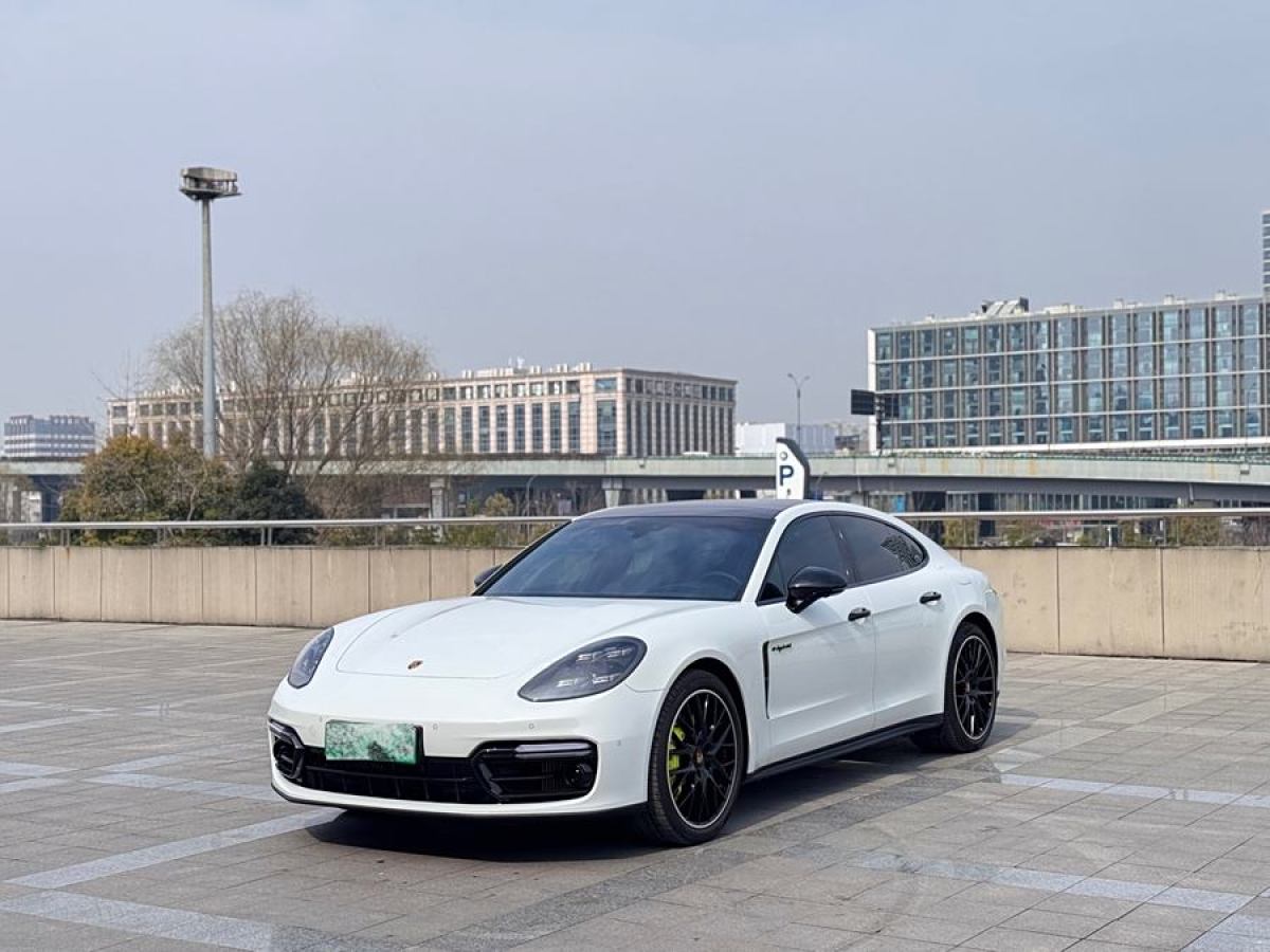 2022年3月保時(shí)捷 Panamera新能源  2021款 Panamera 4 E-Hybrid 2.9T