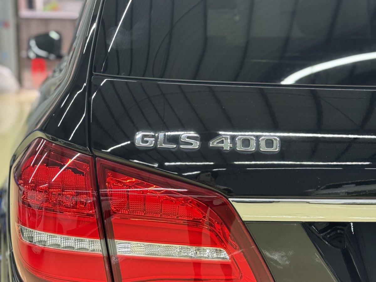 奔馳 奔馳GLS  2018款 改款 GLS 400 4MATIC動(dòng)感型圖片