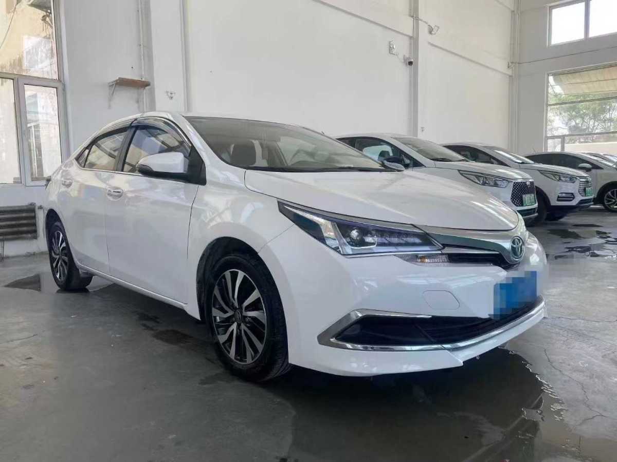 2019年3月豐田 卡羅拉  2017款 改款雙擎 1.8L E-CVT領(lǐng)先版