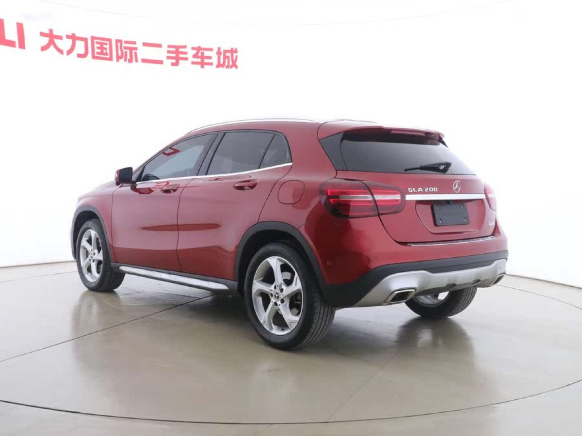 奔馳 奔馳GLA  2018款 GLA 200 動(dòng)感型圖片