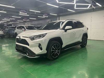 2020年8月 豐田 RAV4榮放 2.0L CVT兩驅(qū)風尚PLUS版圖片