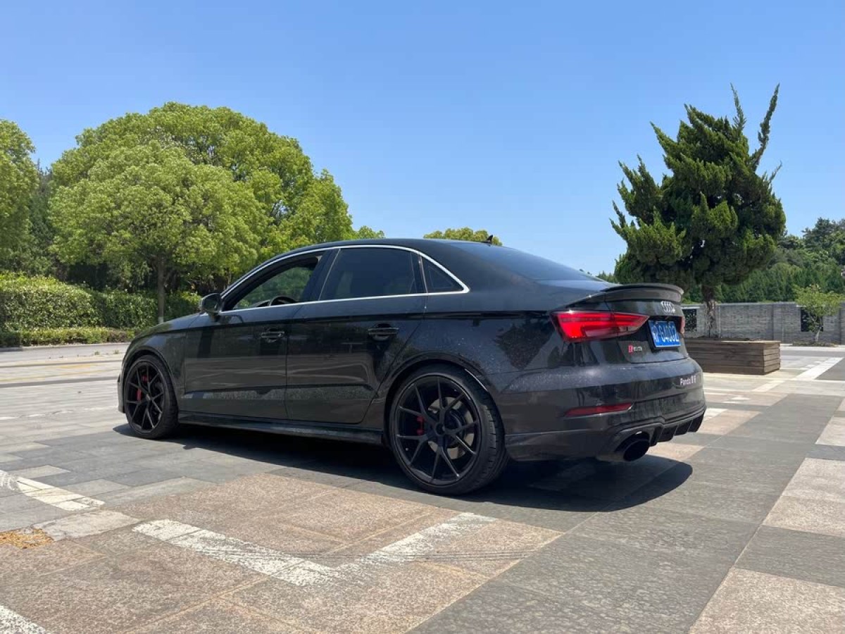 奧迪 奧迪RS 3  2017款 RS 3 2.5T Limousine圖片