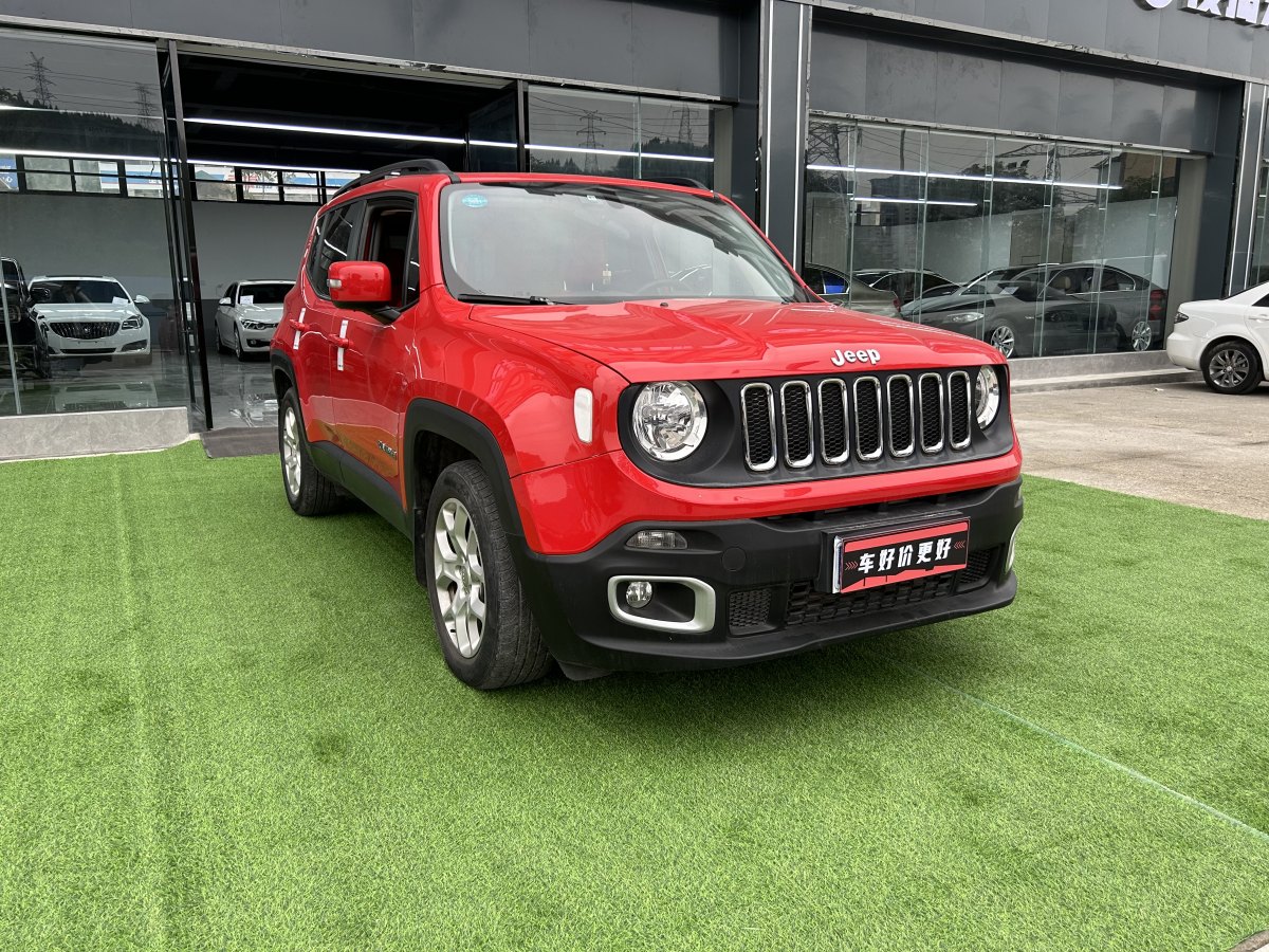 Jeep 自由俠  2018款 互聯(lián)大屏版 180T 自動(dòng)高能版圖片