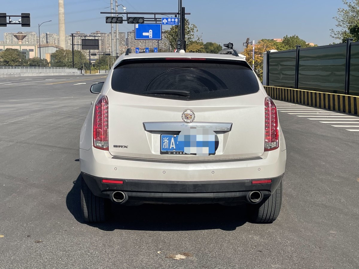 凱迪拉克 SRX  2015款 3.0L 精英型圖片