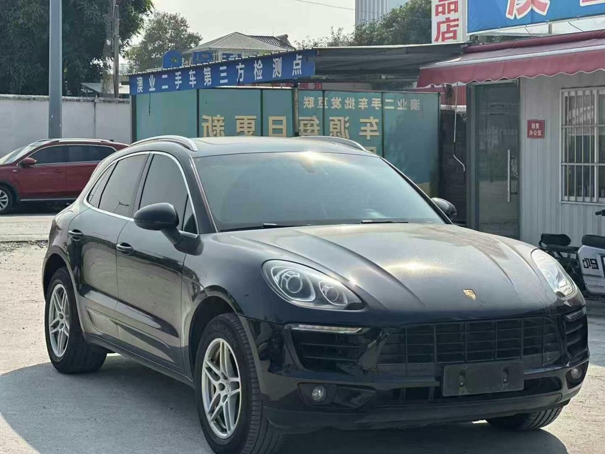 保時(shí)捷 Macan 圖片