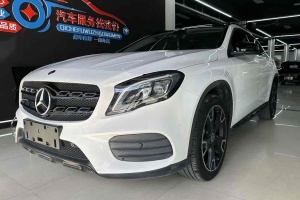 奔驰GLA 奔驰 GLA 220 4MATIC 运动型