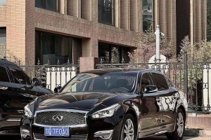 Q70 英菲尼迪 Q70L 2.5L 精英版