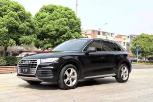 奧迪Q3 奧迪  35 TFSI 時(shí)尚動(dòng)感型