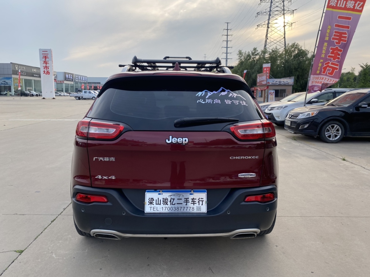 2017年8月Jeep 自由光  2017款 2.4L 领先智能版