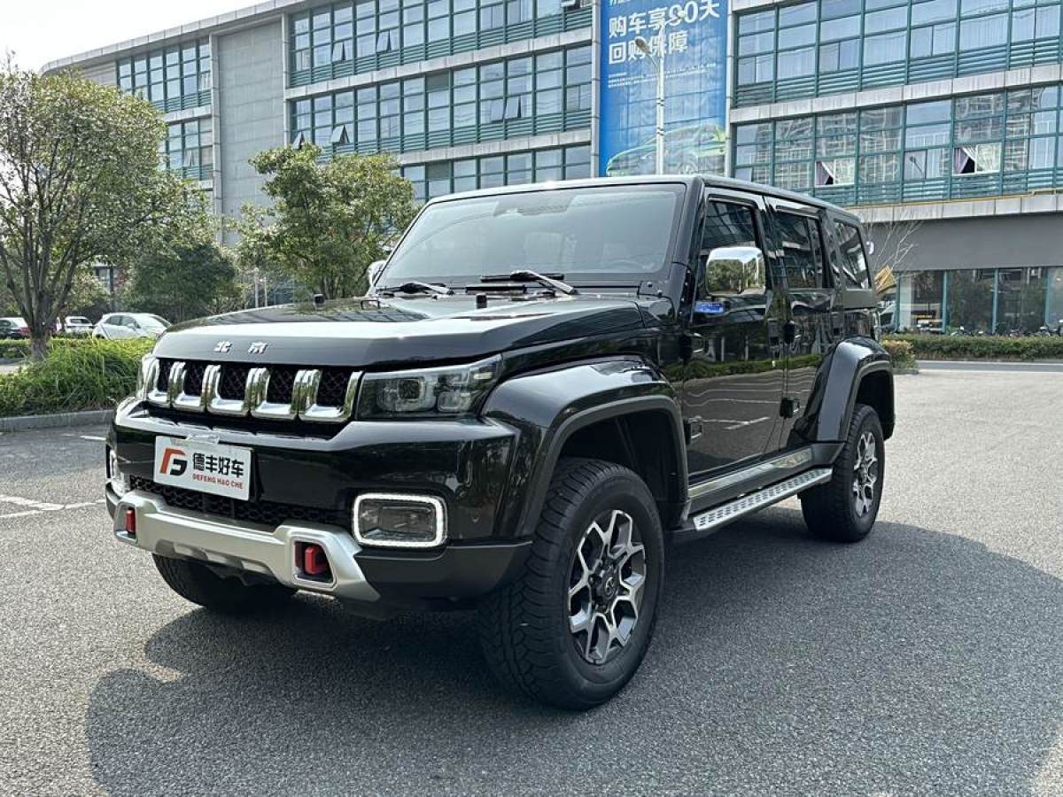 北京 BJ40  2019款  PLUS 2.3T 自動(dòng)四驅(qū)尊享版 國(guó)VI圖片