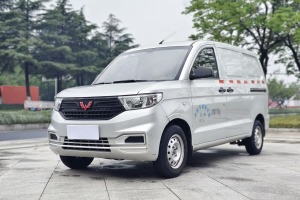 五菱宏光V 五菱 1.2L勁取版封窗車國VI LSI