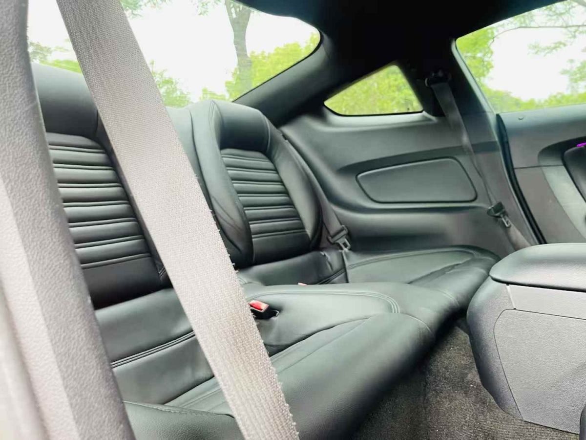 福特 GT  2017款 標(biāo)準(zhǔn)型圖片