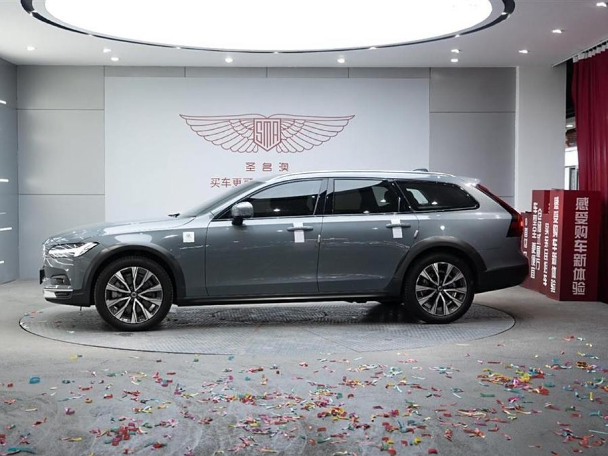 沃爾沃 V90  2025款 Cross Country B5 AWD 智遠(yuǎn)版圖片