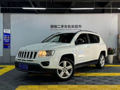 2012年10月 Jeep 指南者(进口) 2.0L 两驱豪华版图片