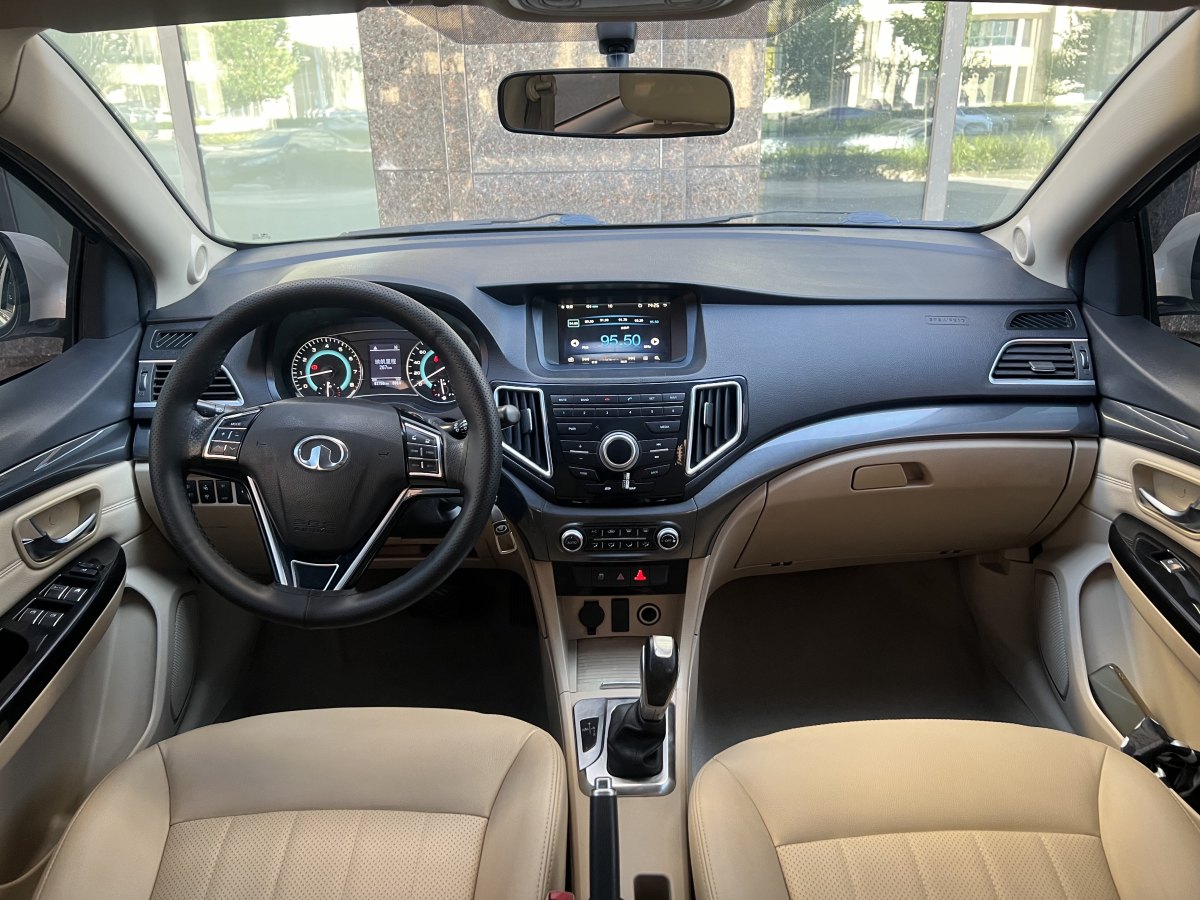 長城 C30  2013款 1.5L CVT舒適型圖片