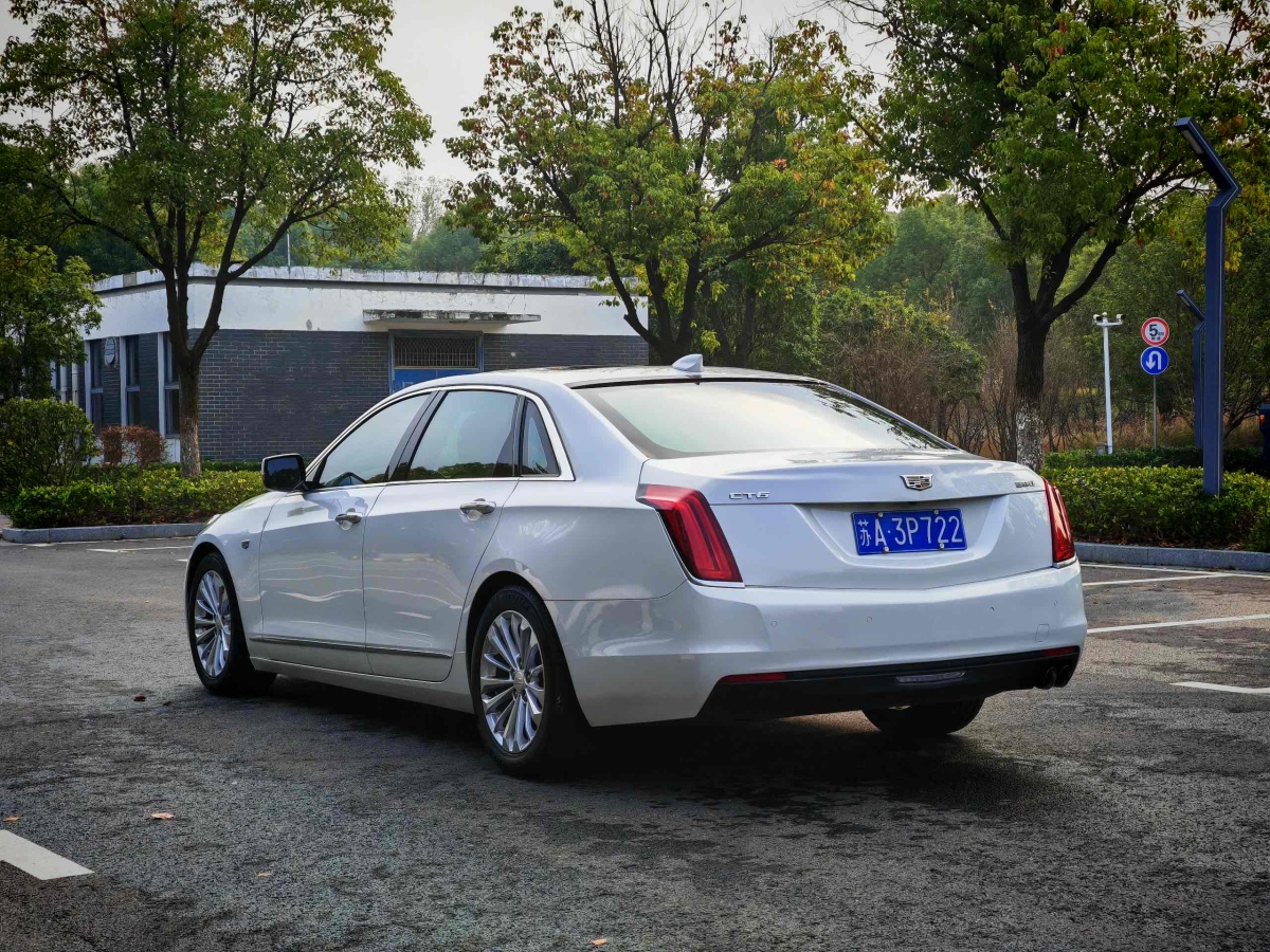 凱迪拉克 CT6  2017款 28T 豪華型圖片