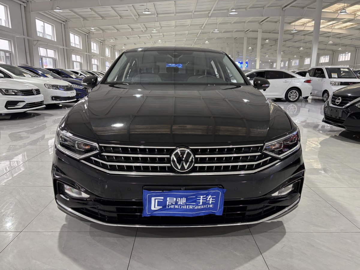 大眾 邁騰  2023款 200萬(wàn)輛紀(jì)念版 330TSI DSG豪華型圖片