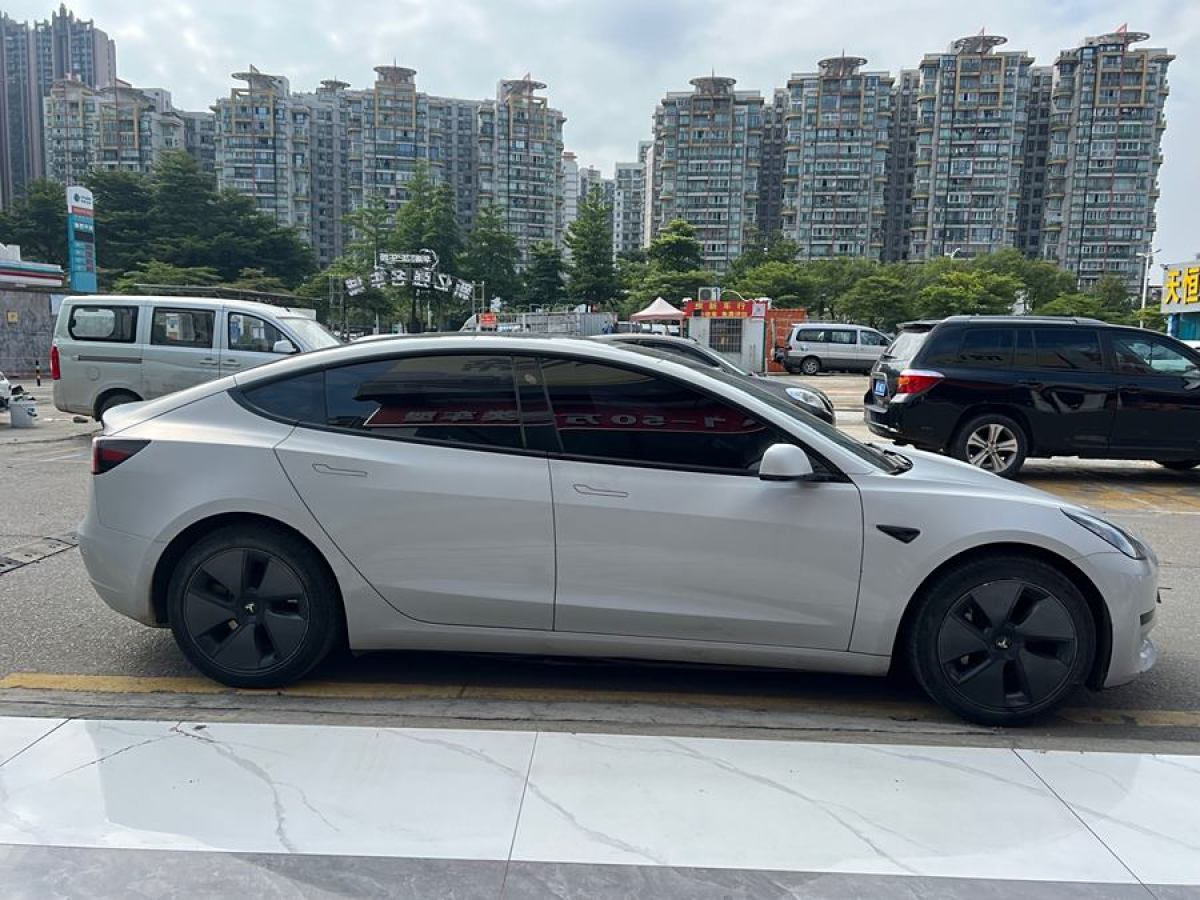 特斯拉 Model Y  2021款 標準續(xù)航后驅升級版 3D6圖片