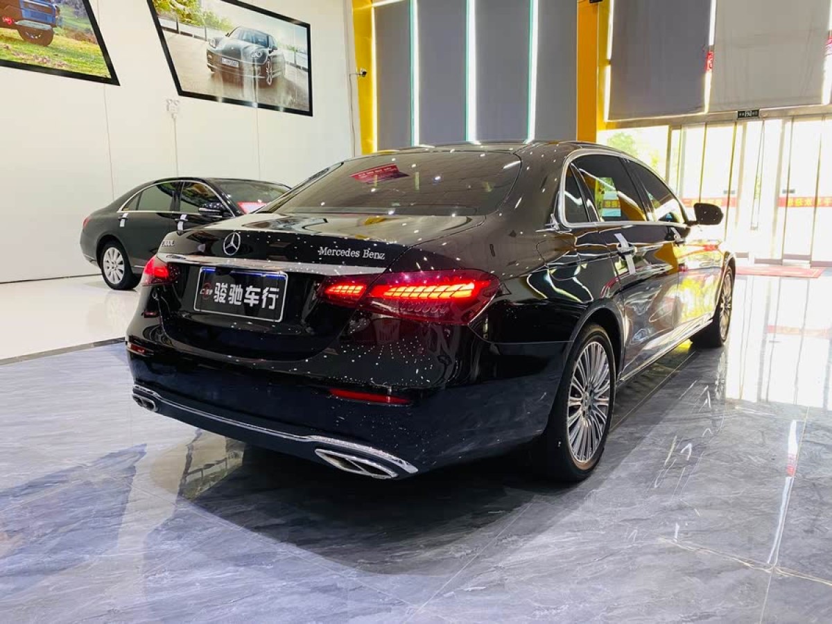 奔馳 奔馳E級(jí)  2021款 改款 E 300 L 豪華型圖片