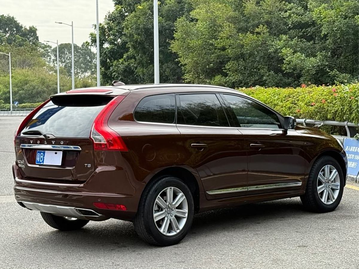 沃爾沃 XC60  2015款 T5 智進(jìn)版圖片