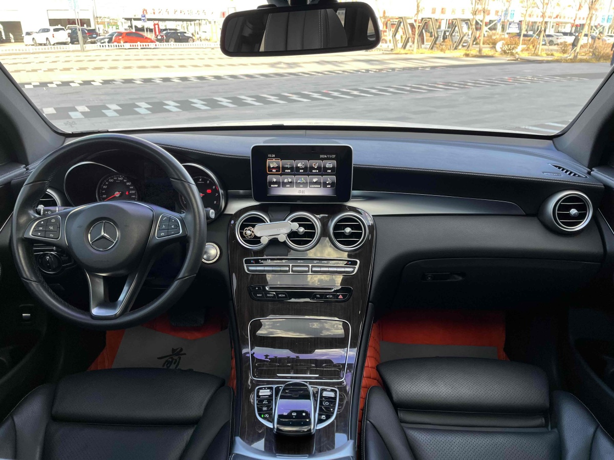 奔馳 奔馳GLC  2019款 GLC 260 4MATIC 動(dòng)感型圖片