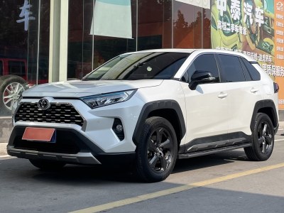 2022年9月 豐田 RAV4 榮放 2.0L CVT兩驅(qū)風(fēng)尚版圖片