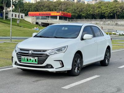 2018年6月 比亚迪 秦 1.5T 尊贵型图片